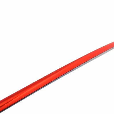 parlak kırmızı şerit çıta